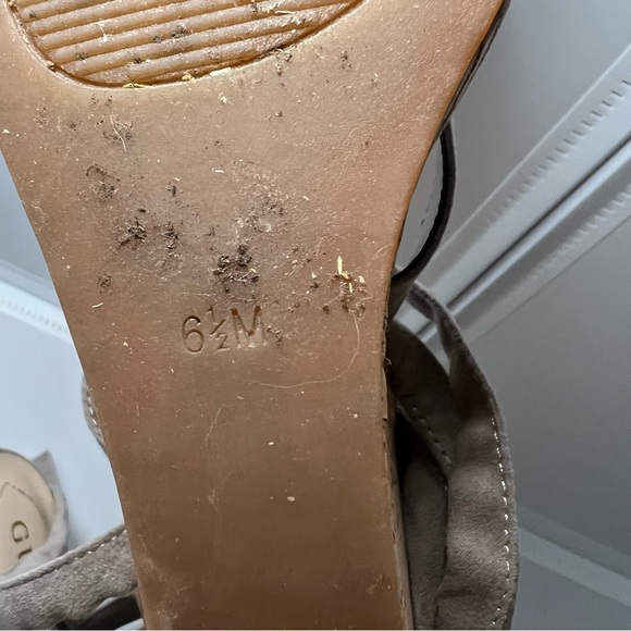 Guess Treacy Lace Up Wedge Sandal Gray Faux Suede Size 6 1/2 M - Picture 10 of 10